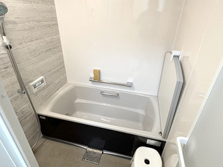 バスルームリフォーム 寒いタイル風呂から温かくなった浴室と、快適になった洗面所