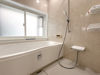 バスルームリフォーム 清掃性と断熱性がアップした心地よいバスルーム＆洗面所