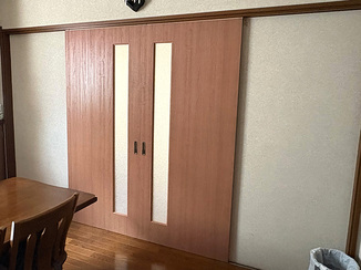 内装リフォーム 毎日の開け閉めを軽やかにした快適な造作建具